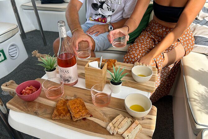 1h Boat Trip + 2h Dockside Local Wine & Food Tasting - How the Yellow Boat Mogán schedule flows (11:00 start, 3 hours total)
