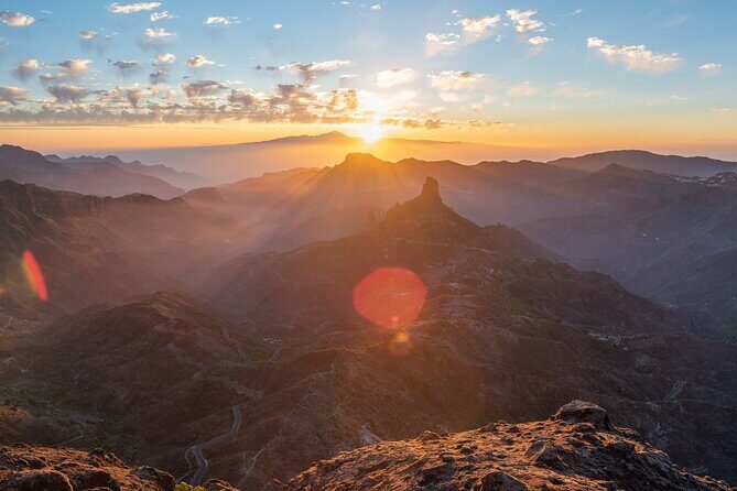 3-Hour Hiking Experience in Roque Nublo - Terrain and Fitness: Who This Is Best For