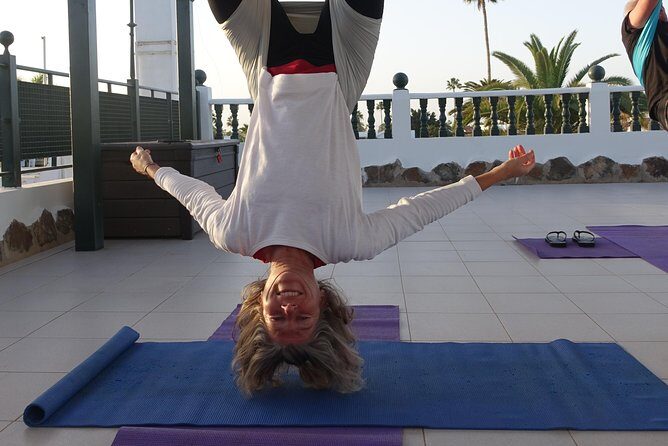Aerial Yoga Experience in Maspalomas, Spain - Pranapure Yoga School Maspalomas: what the start feels like