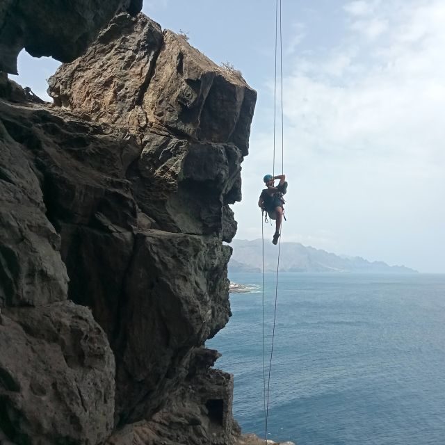 Agaete: Gran Canaria Coasteering. Marine Ferrata and Zipline - The route from cliff to sea: step-by-step what you’ll do