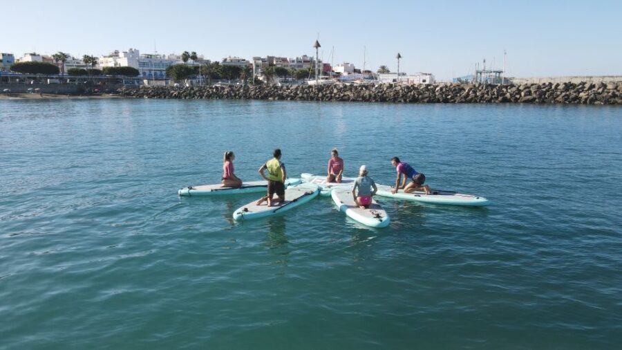 Arguineguín: Stand-up Paddleboard Yoga Class with Instructor - What to bring (and what to avoid, so your board doesn’t slip)