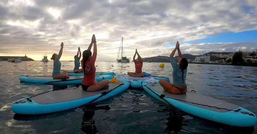 Arguineguín: Stand-up Paddleboard Yoga Class with Instructor - Who should book this (and who should skip it)
