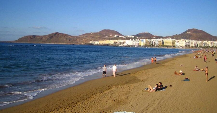 City Treasures Unveiled: 3.5-Hour Las Palmas Cab & Walking - Key Highlights You’ll Feel Right Away