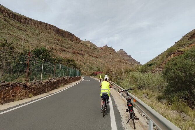 E-Bike Rental 80 km Battery life: Gran Canaria Mountains or Coast - Arguineguin coastline ride: panoramic ocean views without wrecking your energy