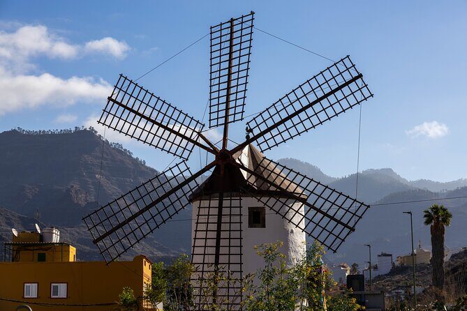 Full Private Tour of Gran Canaria with Natural Pools - A private 9-hour Gran Canaria day built around water and geology