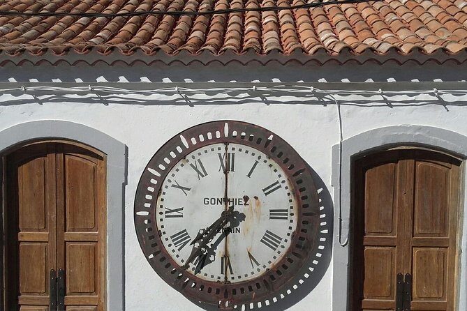 Gran Canaria Highlights Private Tour VIP - Cruz de Tejeda to Teror: the island’s middle and a colonial-style town vibe
