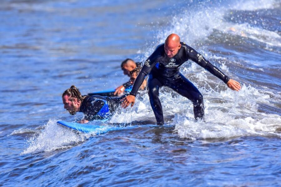 Gran Canaria Surf Safari Course: Surf Lesson all levels - Languages, Group Type, and Coaching Style