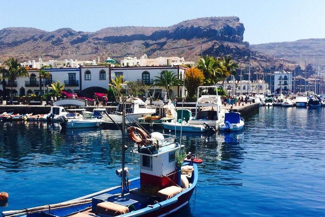 Grand Tour in Gran Canaria - The Shopping-Center Stop: Useful for Some, a Miss for Others