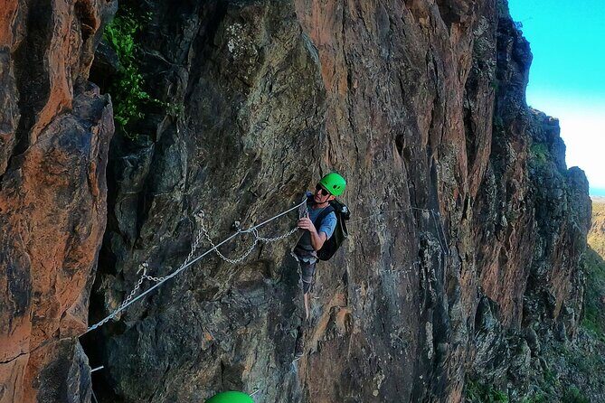 Half-Day Adventure and Climbing Via Ferrata in Gran Canaria - Guides Victor and Miguel: why small-group climbing feels safer