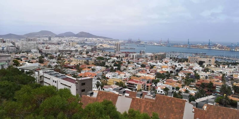 Las Palmas: City, Harbor, and Beach Walking-Hiking Tour - Getting Your Bearings at Santa Catalina and the Big Las Palmas Sign