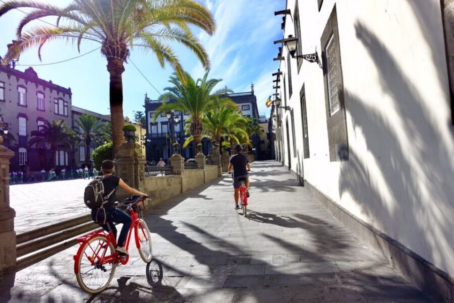 Las Palmas de Gran Canaria: Guided City Tour by Bike - The Oldest Market and Agaete Coffee