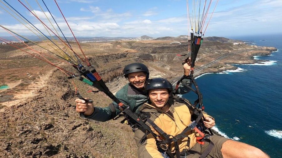 Las Palmas: tandem paragliding flights for everyone - The safety briefing that makes flying feel normal
