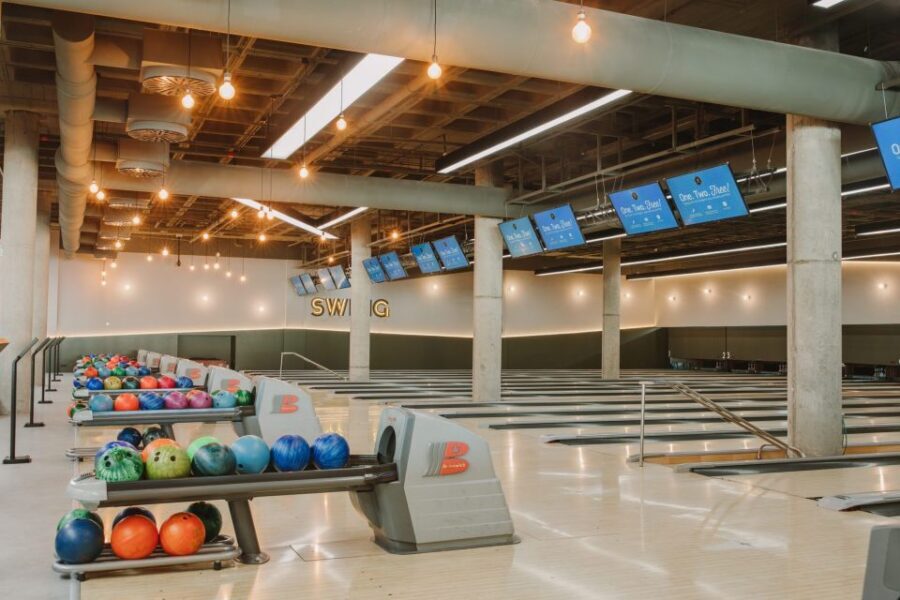 Maspalomas: Bowling Session Entry Ticket at Holiday World - Key highlights