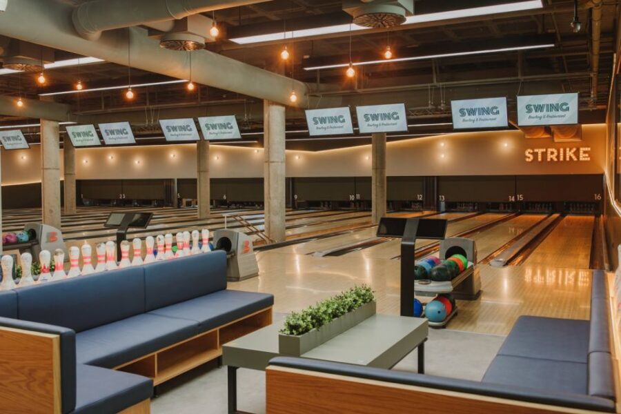 Maspalomas: Bowling Session Entry Ticket at Holiday World - Real-World Pros and Cons: Noise, Lane Availability, and Comfort