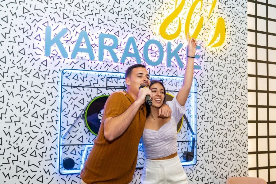 Maspalomas: Holiday World Themed Karaoke Room Rental - Quick practical tips before you walk in