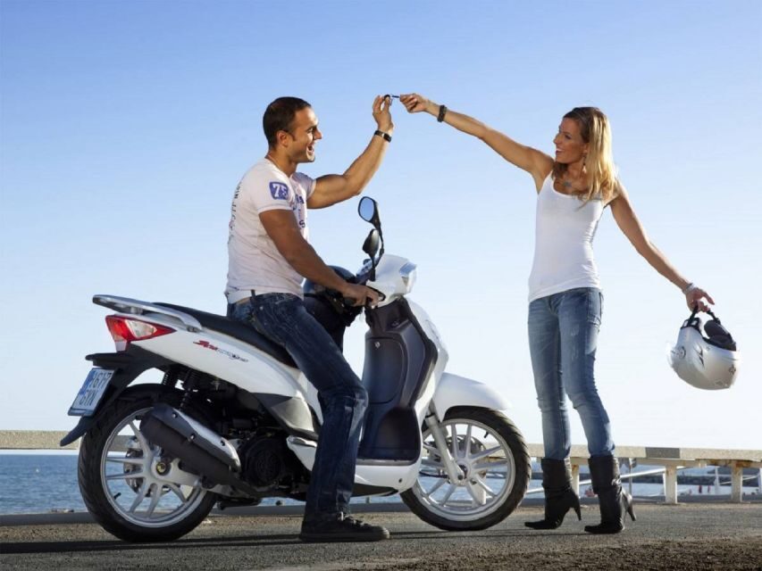Maspalomas: Rent a 125 cc Scooter 2 seater in Gran Canaria - Why a 125cc 2-seater scooter makes Maspalomas click