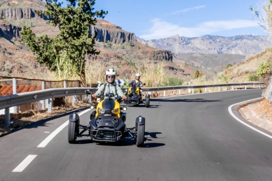 Maspalomas: Ryker Moto Tour to Fataga (Mountain buggy) - The Ryker training: how the guide keeps it safe and fun