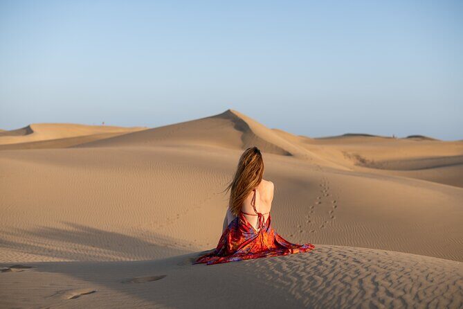 Photoshoot at Dunas Maspalomas in Desert Beach Ocean View - A one-hour walk that turns views into portraits
