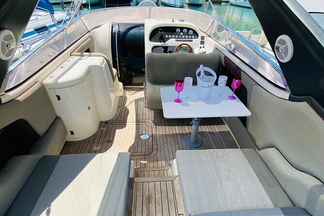Private Yacht Tour with Drinks and Snorkeling in Gran Canaria - Leaving Puerto Rico: Cava, Sea Breeze, and the First Coastline Views