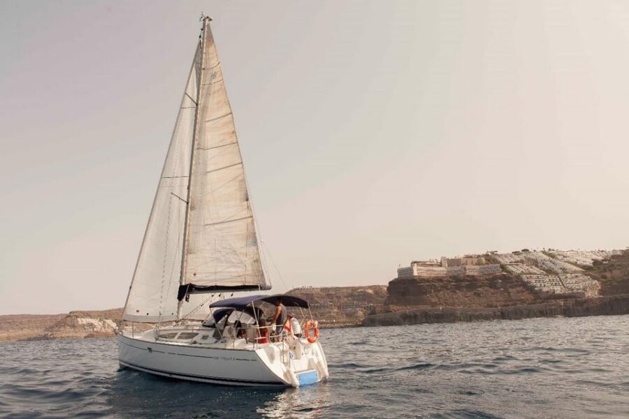 Puerto Rico: Sailing excursion with swim, drinks and tapas. - Price and value: $606 per group up to 6, and what that buys you