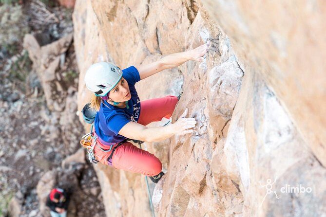 Rock Climbing from Beginners to Experts - Small Groups ツ - Weather Changes and Guide Decisions: The Reality Check