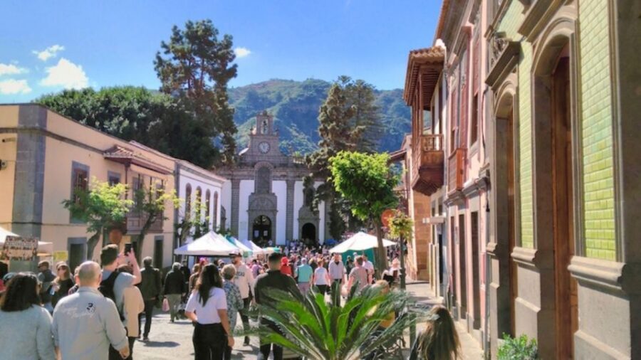 Teror and San Mateo Sunday Market - What to pack so the weather doesn’t ruin your mood