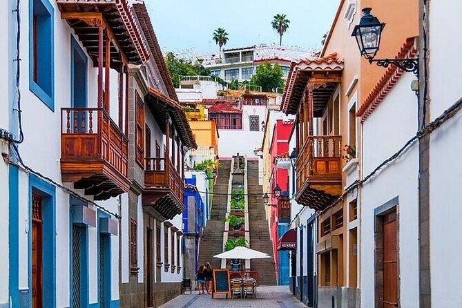 Tour to Arucas, Teror, Aloe Vera farm - Highlights - San Bartolomé de Tirajana: coffee stop, quick reset